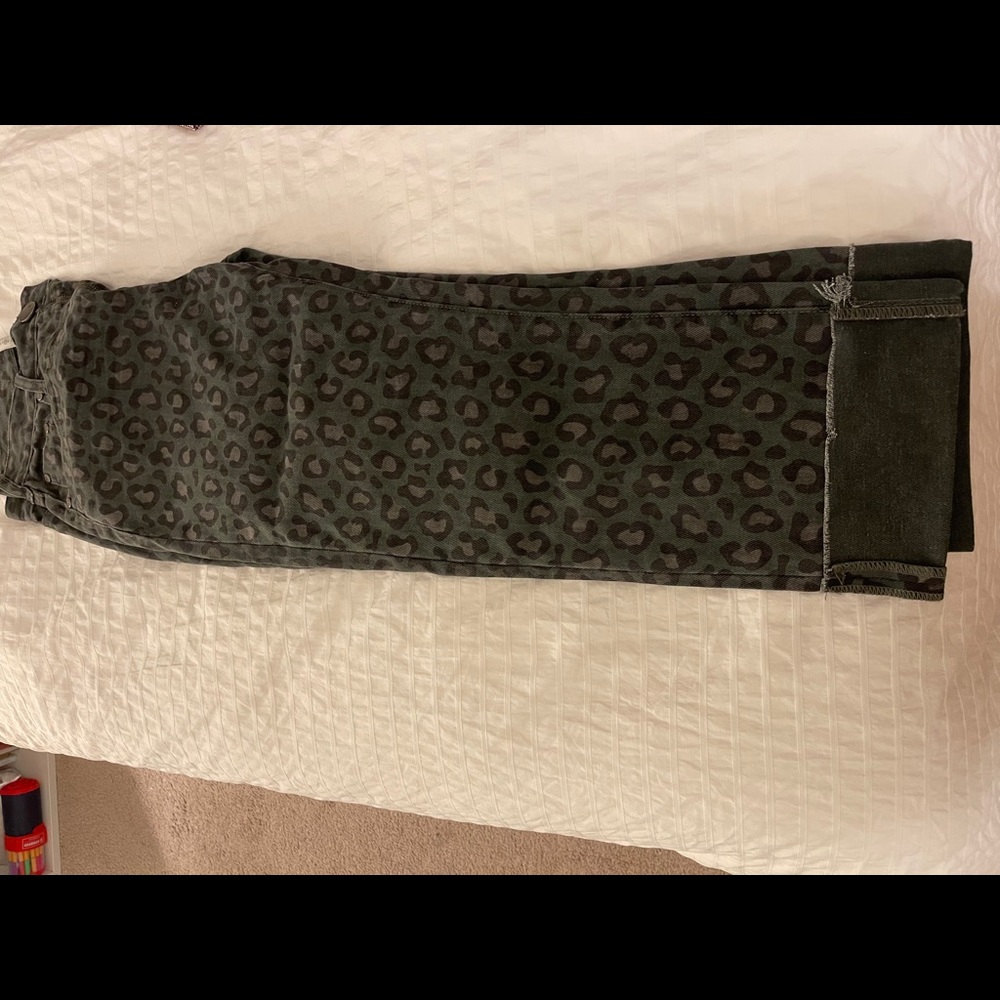 Oneteaspoon green leopard starlight jeans